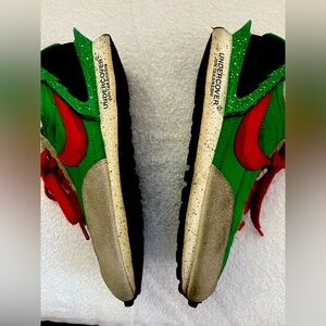 Nike Daybreak Undercover "Lucky Green/University Red"